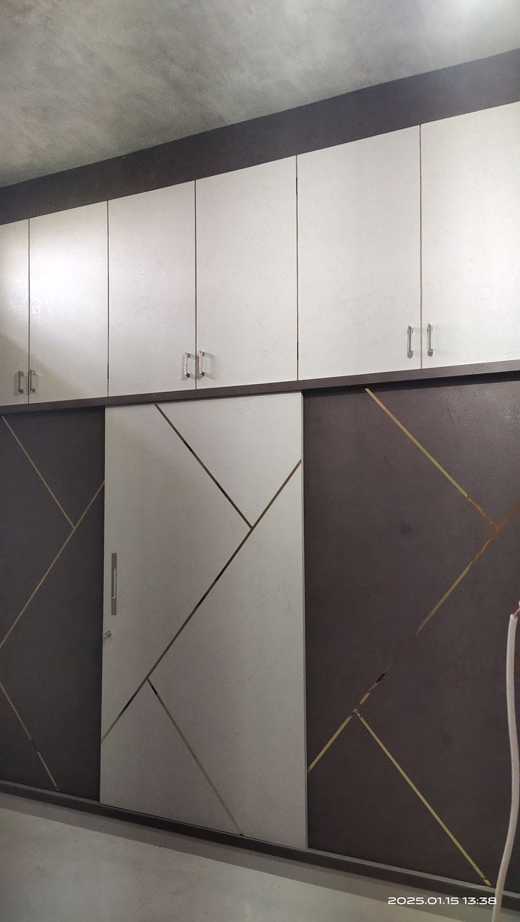 On-site installation work by KGN Interior Factory