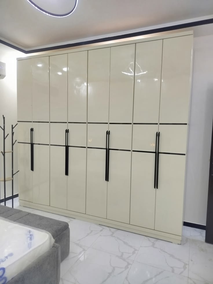 On-site installation work by KGN Interior Factory