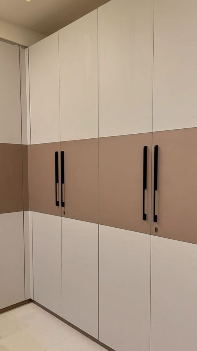 On-site installation work by KGN Interior Factory